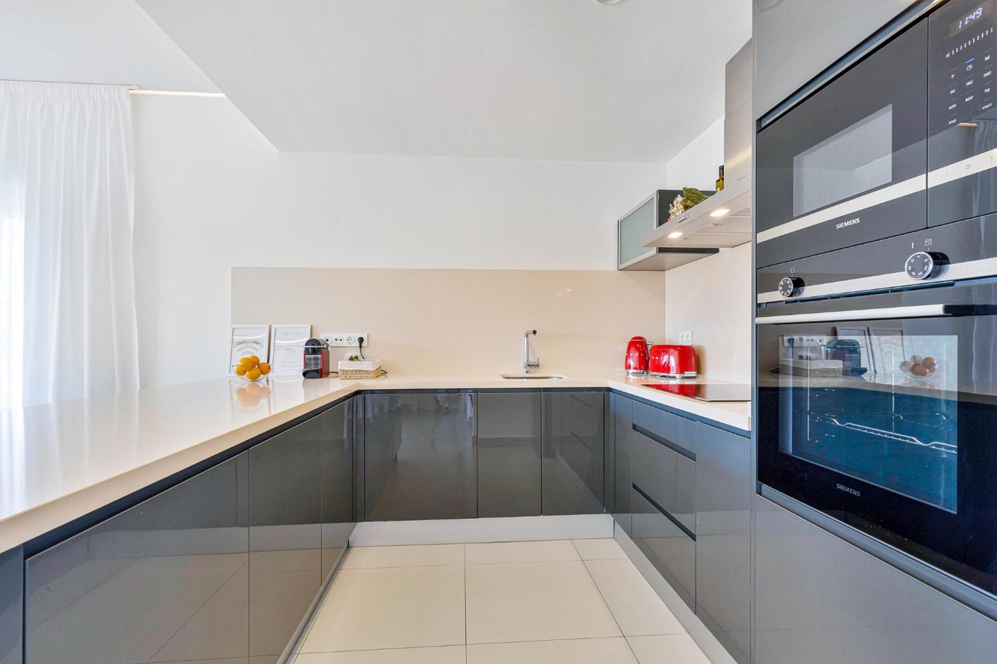 Apartment Luxurious 3-bed And 3 Bathroom - Reserva Del Higueron Málaga