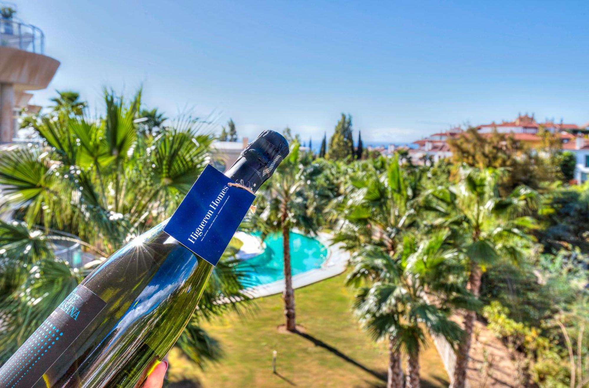 Luxurious 3-bed And 3 Bathroom - Reserva Del Higueron Appartement Málaga