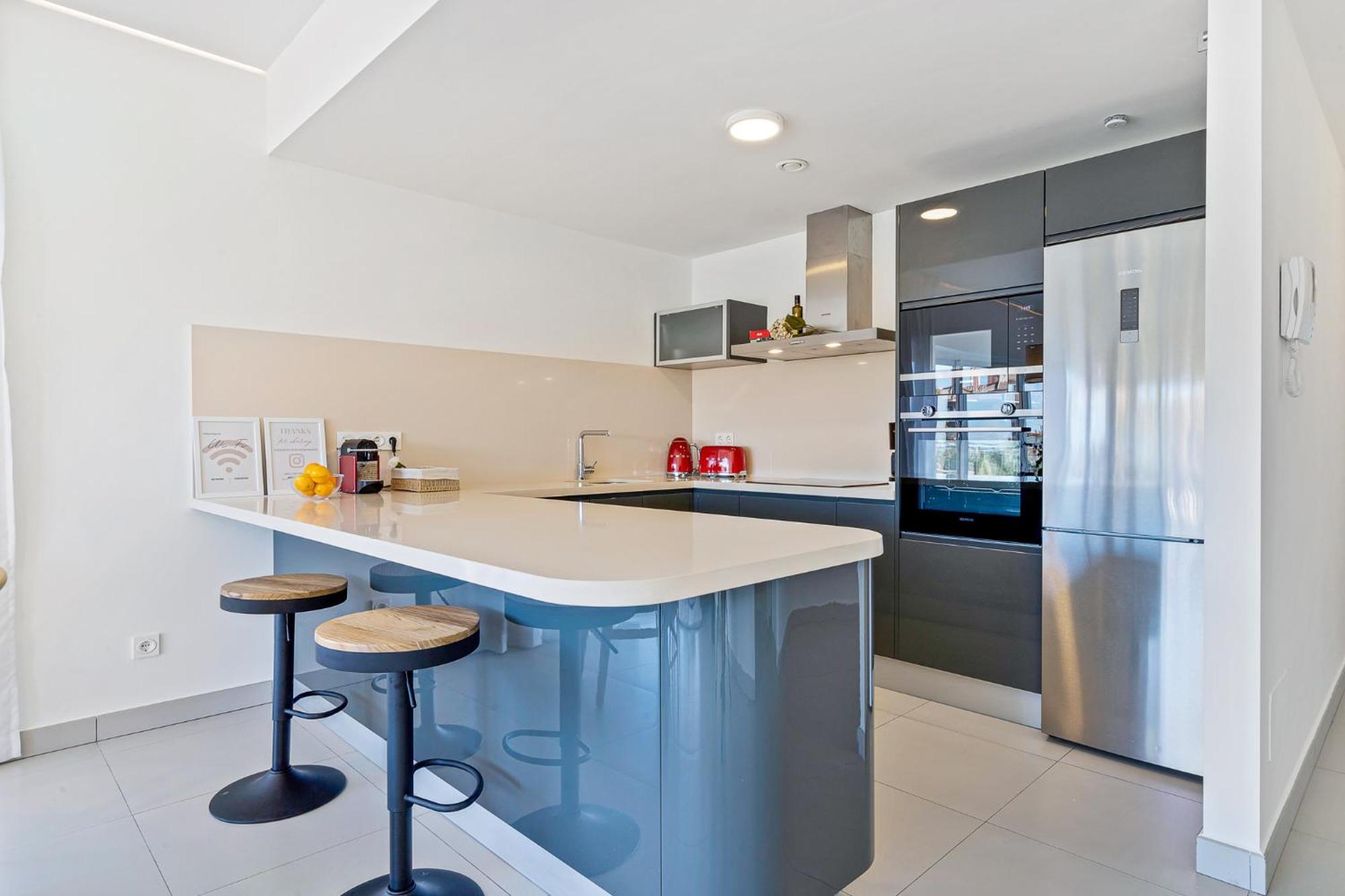 Luxurious 3-bed And 3 Bathroom - Reserva Del Higueron Málaga
