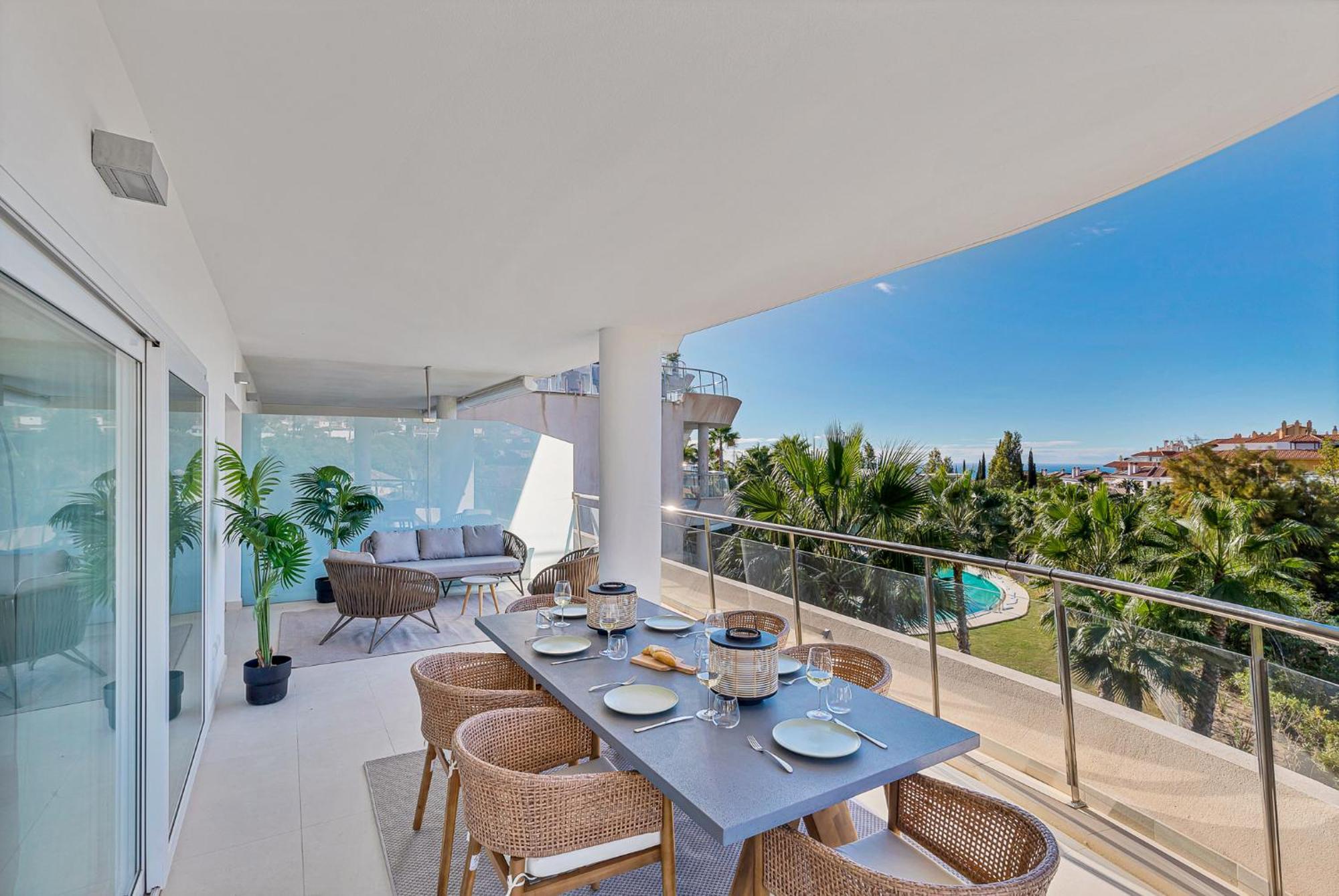 Luxurious 3-bed And 3 Bathroom - Reserva Del Higueron Appartement Málaga